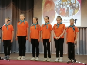 1JcOMgXXZdY 1JcOMgXXZdY