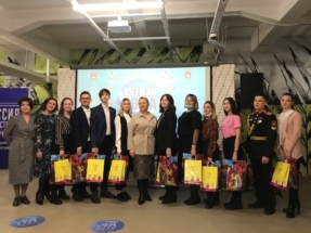 3M8IUeAP0c8 3M8IUeAP0c8