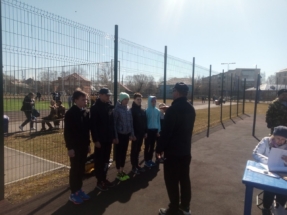 QeUX3BAt5GE QeUX3BAt5GE