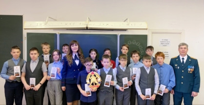 S3Qh1mllyFk S3Qh1mllyFk