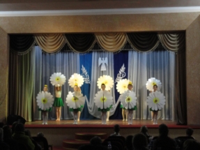 e1gIcaaBhdA e1gIcaaBhdA