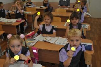 r8Gq868SXBw r8Gq868SXBw