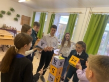 _FIxM51vUKg _FIxM51vUKg